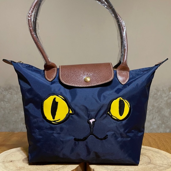 Longchamp Handbags - NWOT RARE LONGCHAMP Ltd Ed Sm Le Pliage MIAOU Bag